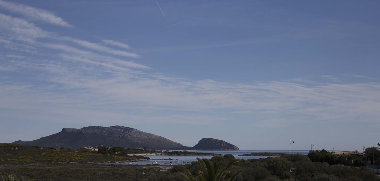 Bados Mare Apartment Olbia Bagian luar foto